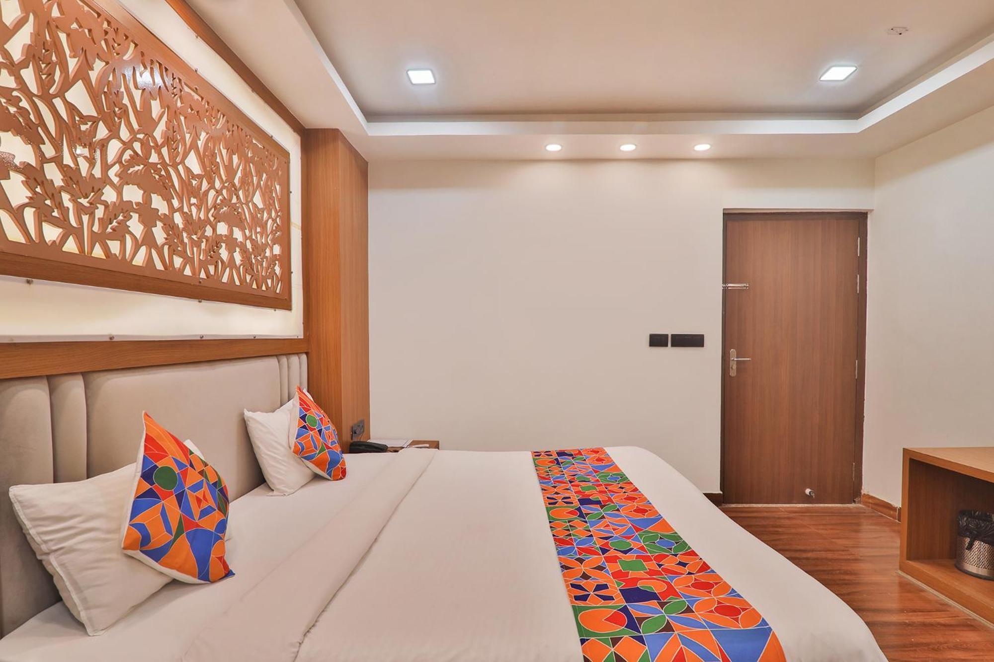 Fabhotel Shaurya Inn Lucknow Exterior foto